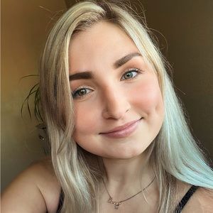 Meet your Posher, Lizzy